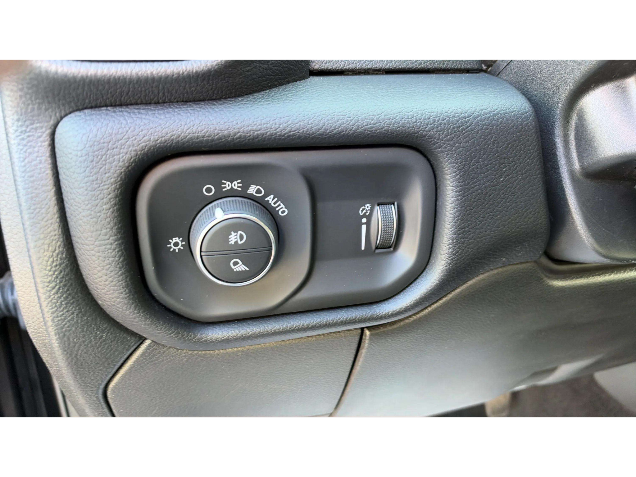 Used 2026 RAM 2500 Big Horn AWD/4WD image 19