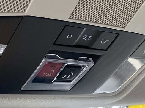 Used 2024 Mitsubishi Eclipse Cross SE image 33