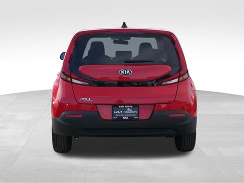 Used 2021 Kia Soul LX image 5