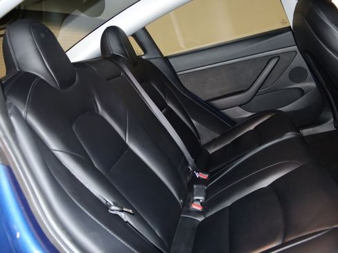 Used 2021 Tesla Model 3 Standard Range Plus RWD image 46