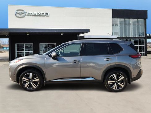 Used 2023 Nissan Rogue Platinum w/ Platinum Premium Package AWD/4WD image 3