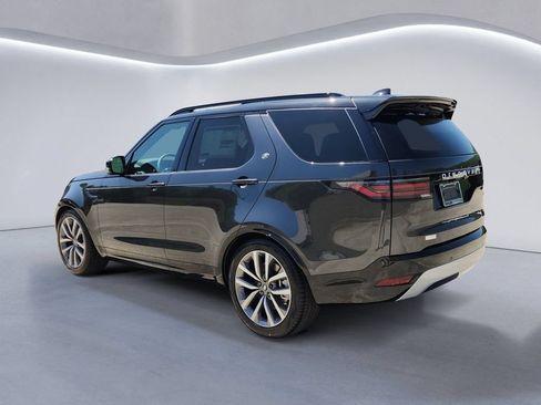 New 2026 Land Rover Discovery Limited Edition AWD/4WD image 4