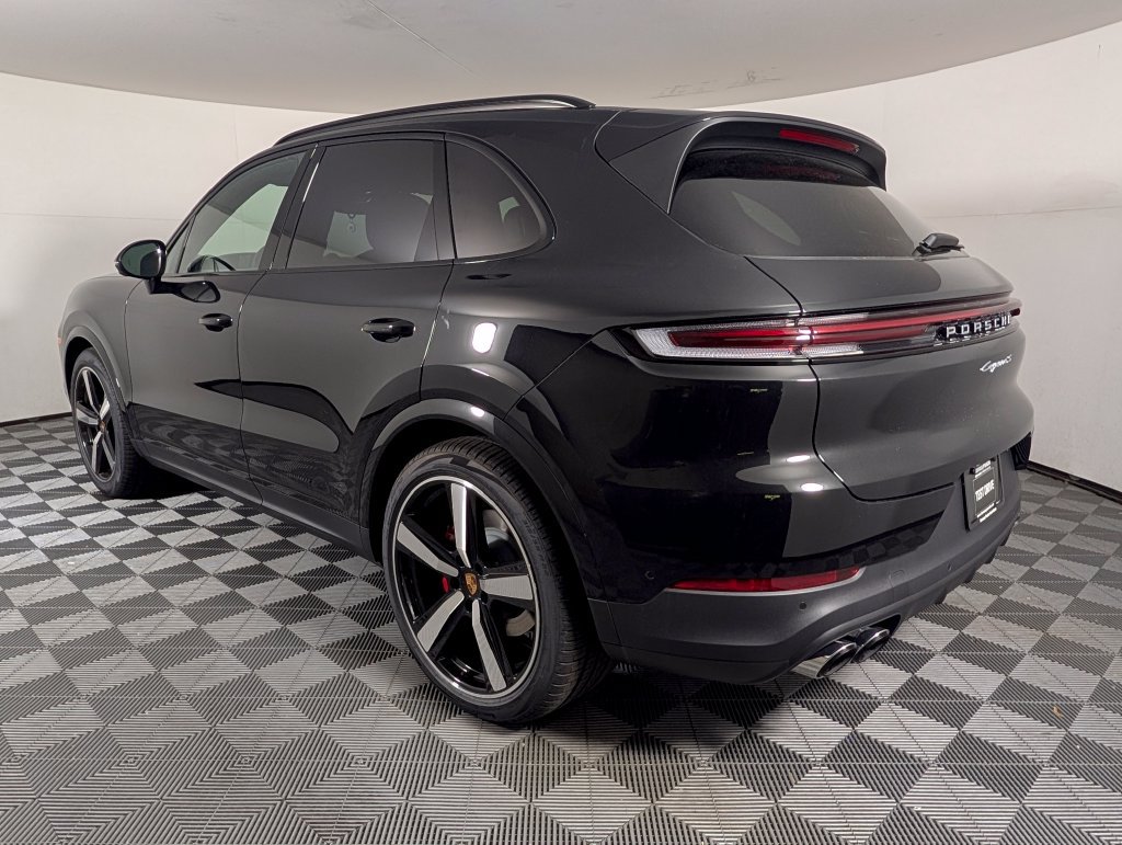 New 2026 Porsche Cayenne S AWD/4WD image 3