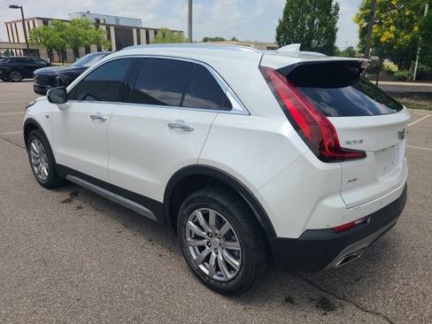 Used 2023 Cadillac XT4 Premium Luxury w/ Enhanced Visibility Package AWD/4WD image 5
