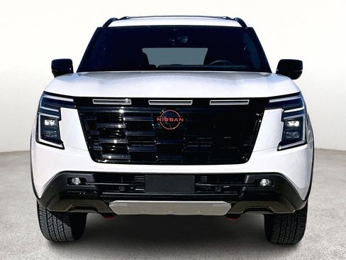 Used 2025 Nissan Armada PRO-4X image 5
