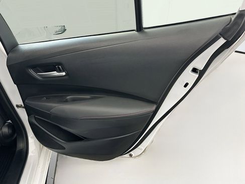 Used 2024 Toyota Corolla SE image 31