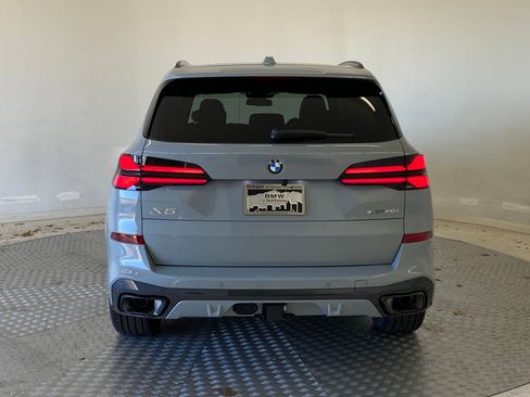 New 2026 BMW X5 xDrive40i w/ M Sport Package image 9