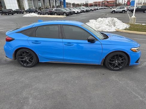 Used 2023 Honda Civic Sport image 8