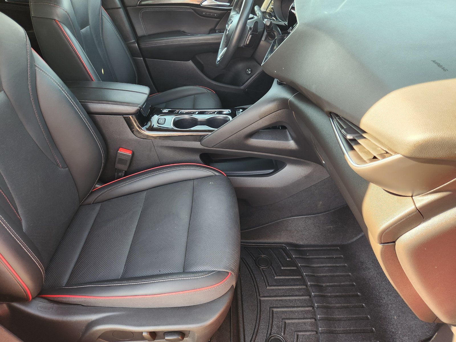 Used 2023 Buick Envision Essence w/ Sport Touring Package AWD/4WD image 17