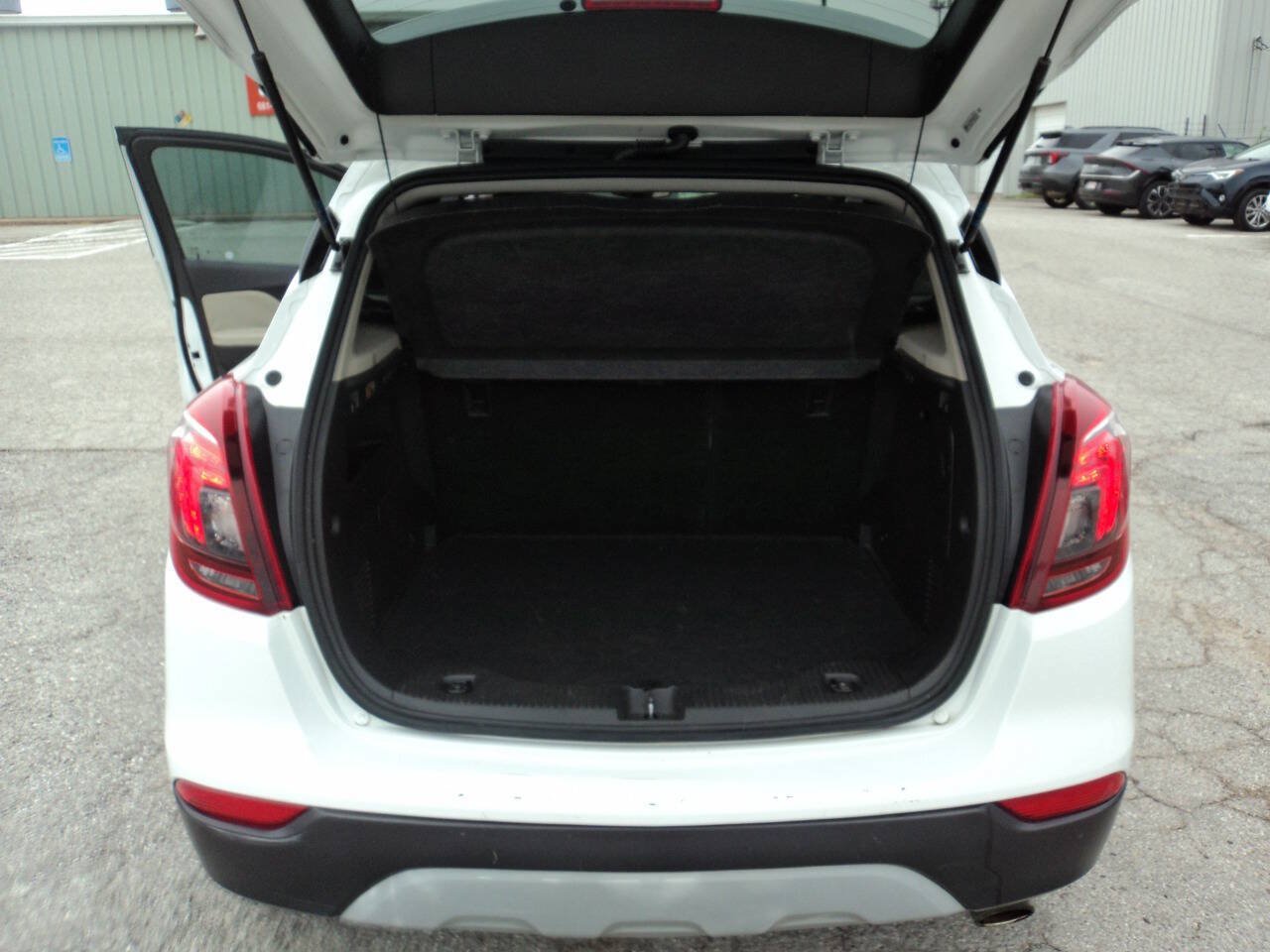 Used 2019 Buick Encore Preferred FWD image 14