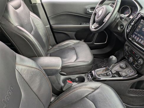 Used 2018 Jeep Compass Limited image 36