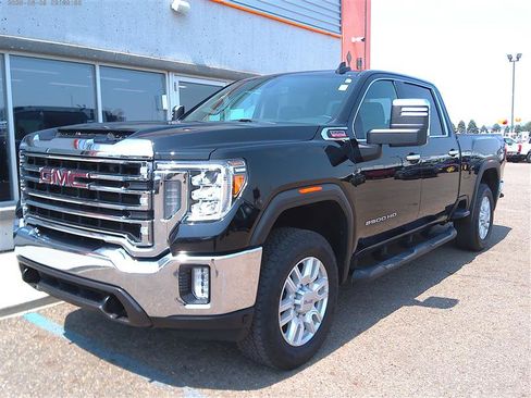 Used 2022 GMC Sierra 2500 SLT AWD/4WD image 1