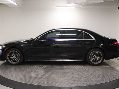 Certified 2022 Mercedes-Benz S 580 4MATIC Sedan image 2