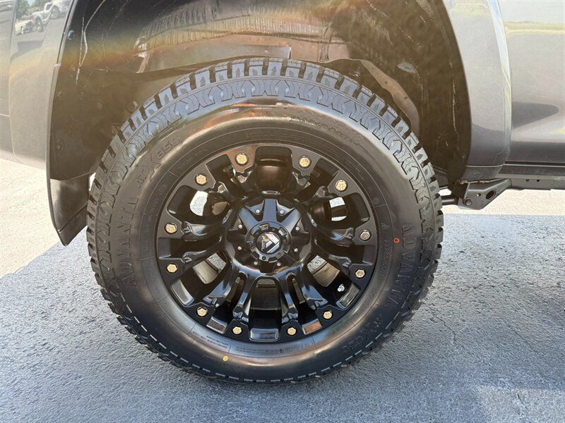 Used 2018 Toyota 4Runner TRD Off-Road w/ TRD Performance Package AWD/4WD image 27
