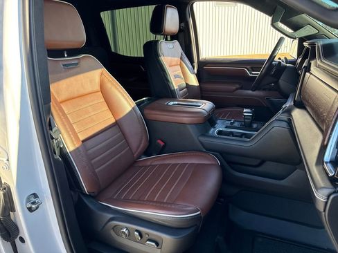 Used 2022 GMC Sierra 1500 Denali Ultimate image 11