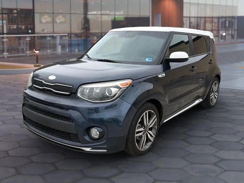 Used 2018 Kia Soul + image 20