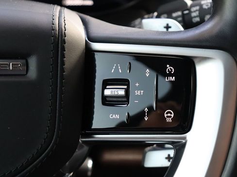 Used 2023 Land Rover Range Rover SE image 20