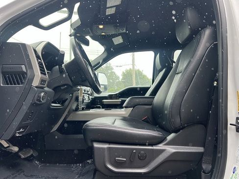 Used 2022 Ford F250 Lariat image 22