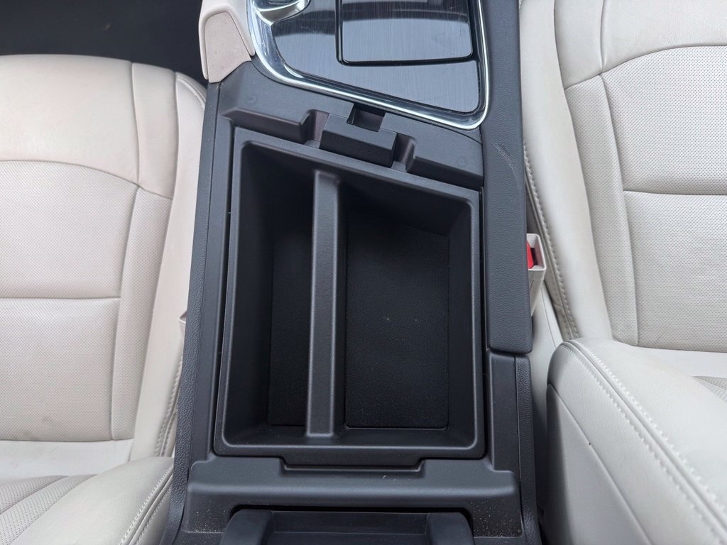 Used 2023 Buick Enclave Essence AWD/4WD image 26