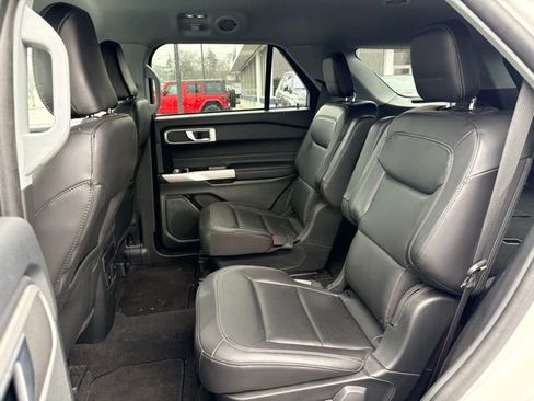 Used 2023 Ford Explorer XLT w/ Equipment Group 202A image 16