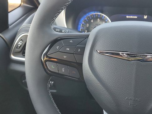 New 2026 Chrysler Pacifica Limited w/ S Appearance Package image 21