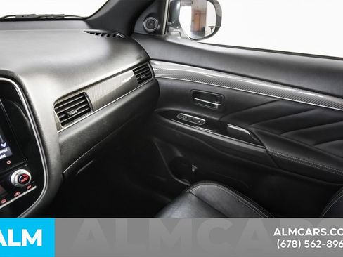 Used 2022 Mitsubishi Outlander SEL image 39