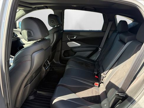 Used 2023 Acura RDX A-Spec image 10