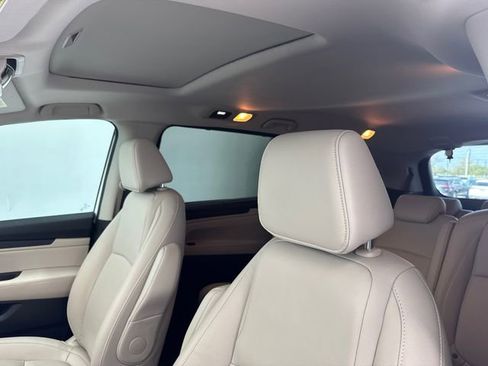 Used 2025 Honda Odyssey EX-L image 5