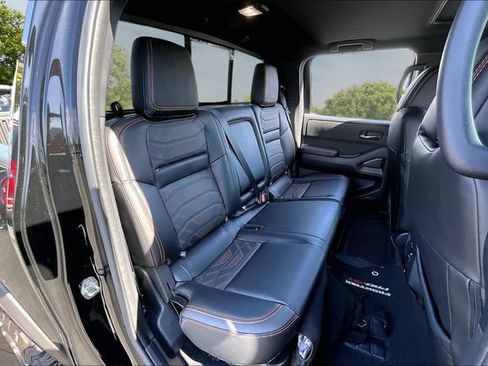 New 2025 Nissan Frontier PRO-4X AWD/4WD image 10