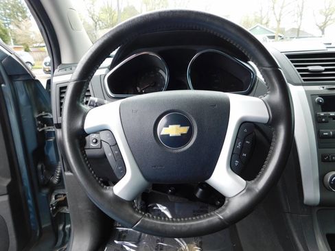 Used 2010 Chevrolet Traverse LT w/ LT Special Edition Package image 9