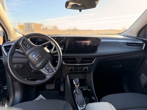 Used 2025 Buick Encore GX Preferred image 12