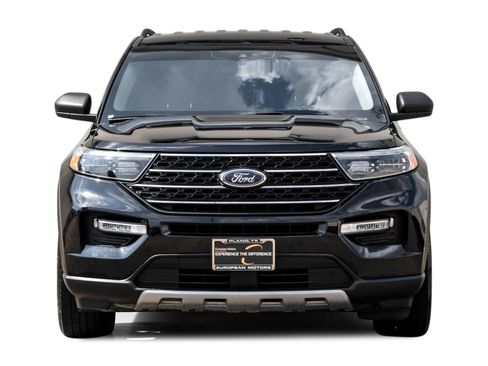 Used 2020 Ford Explorer XLT w/ Equipment Group 202A RWD image 4