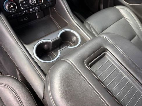 Used 2021 Chevrolet Tahoe Z71 image 26