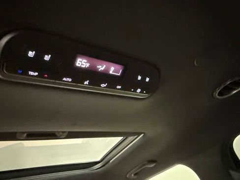 Used 2026 Hyundai Palisade Calligraphy FWD image 40