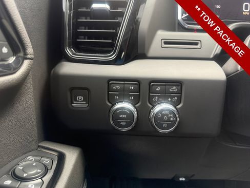 Used 2024 GMC Sierra 1500 AT4 w/ AT4 Premium Package AWD/4WD image 20