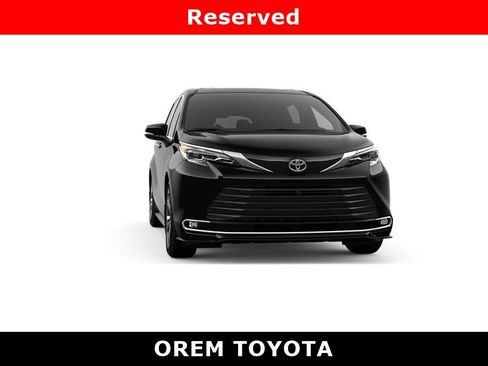 New 2026 Toyota Sienna Platinum image 16