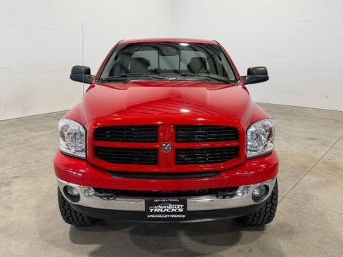 Used 2008 Dodge Ram 2500 Truck SLT w/ Popular Equipment Group AWD/4WD image 4
