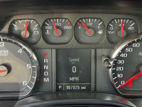 Used 2015 Chevrolet Silverado 1500 W/T image 11