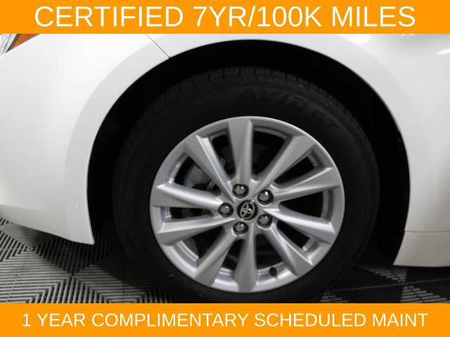 Used 2025 Toyota Corolla SE FWD image 27