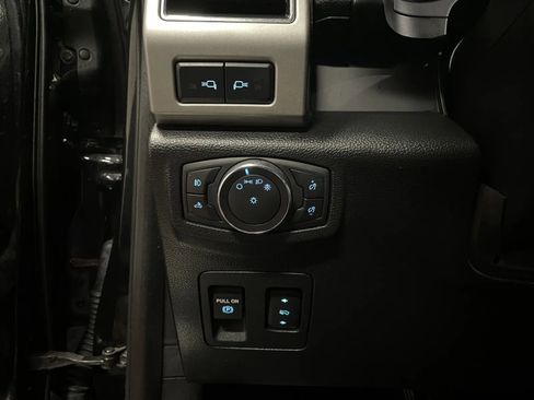 Used 2020 Ford F150 Lariat w/ Equipment Group 502A Luxury image 29