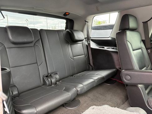 Used 2018 Chevrolet Tahoe Premier AWD/4WD image 24