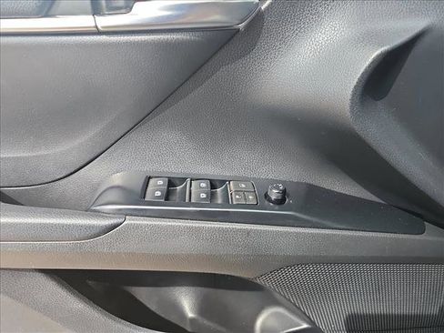 Used 2019 Toyota Camry LE image 22