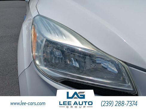 Used 2016 Ford Escape SE FWD image 9