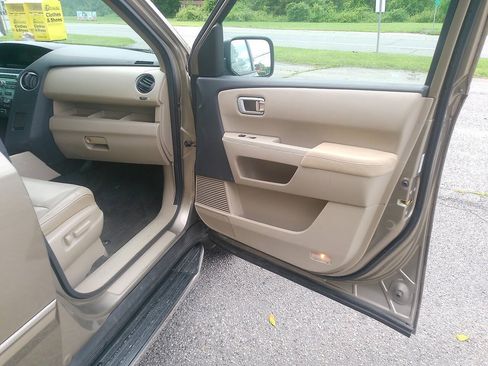 Used 2011 Honda Pilot EX-L image 31