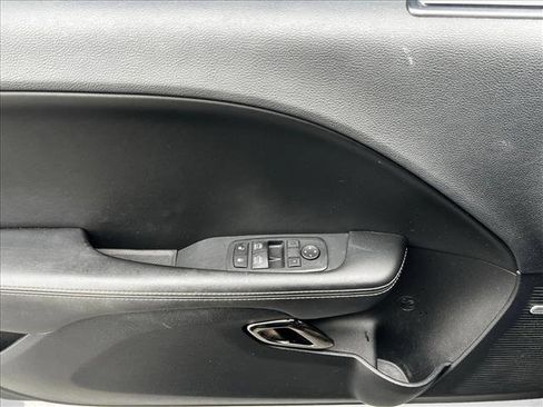 Used 2019 Dodge Challenger SRT Hellcat w/ Laguna Leather Package image 12