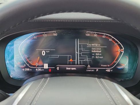Used 2023 BMW 540i w/ Premium Package RWD image 27