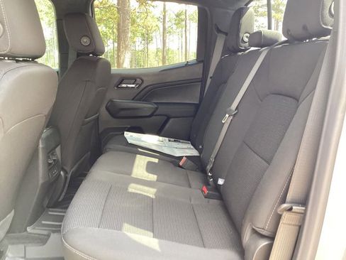 New 2026 GMC Canyon Elevation w/ Convenience Package image 17