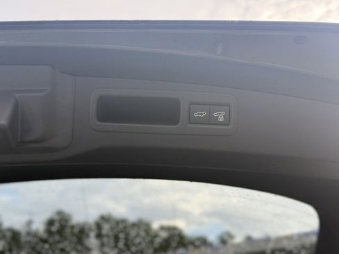 Used 2025 Lexus RX 350 Premium w/ Accessory Package image 20