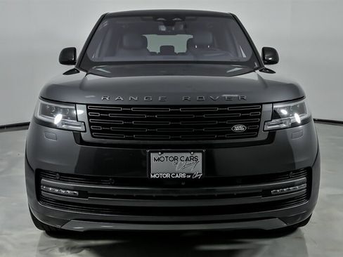 Used 2023 Land Rover Range Rover SE AWD/4WD image 4