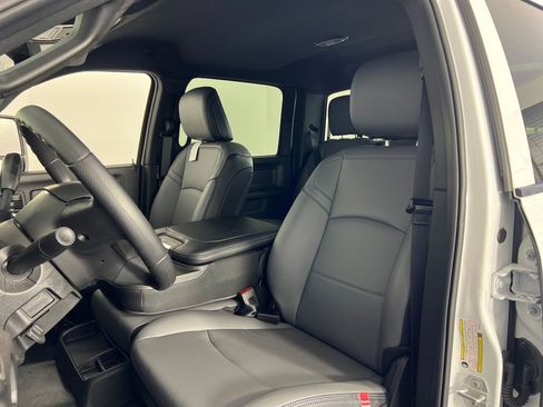 New 2026 RAM 2500 Tradesman w/ Chrome Appearance Group image 10